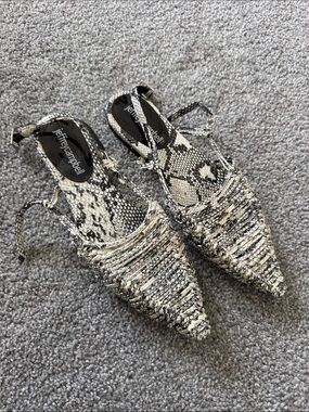 Jeffrey Campbell Flats